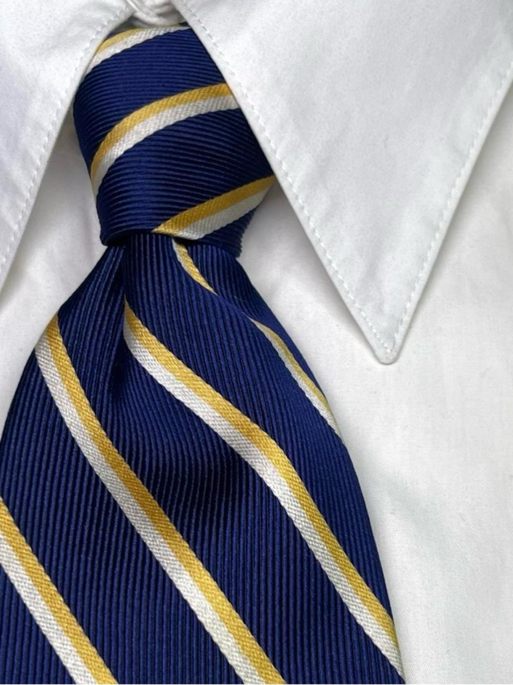 Brooks Brothers MAKERS SILK Tie Navy w/Yellow & White Diagonal Stripes L58 W3.5